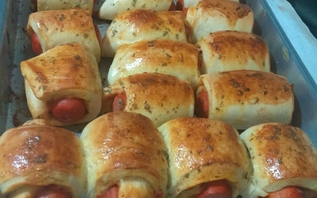 Enroladinho de salsicha fofinho