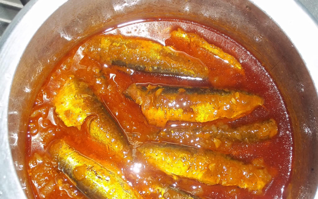 Sardinha na pressão