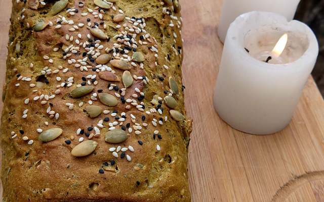 Pão integral de casca de abóbora moranga