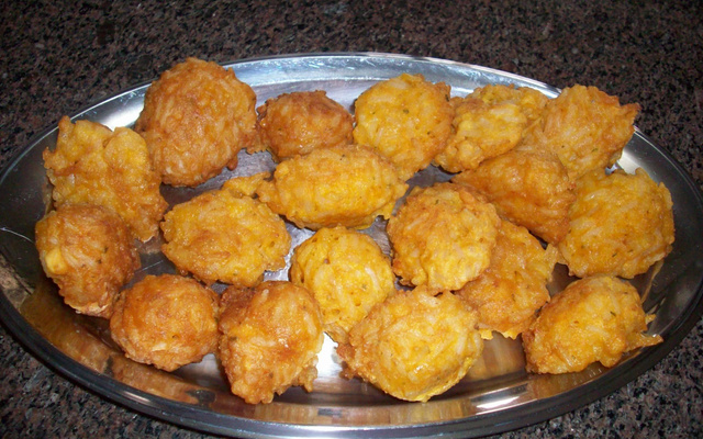 Bolinho de arroz tradicional