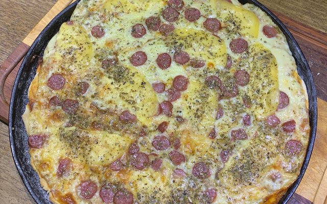 Massa de pizza com cerveja do Kashi