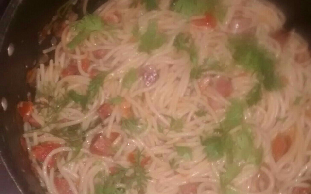 Macarrão com molho de calabresa