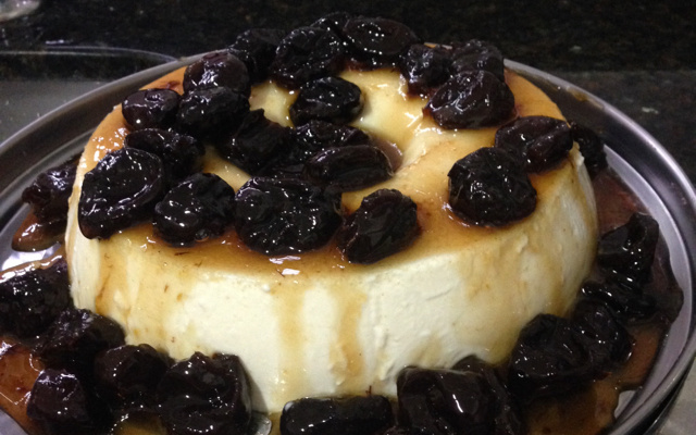 Flan especial (calda de ameixas)