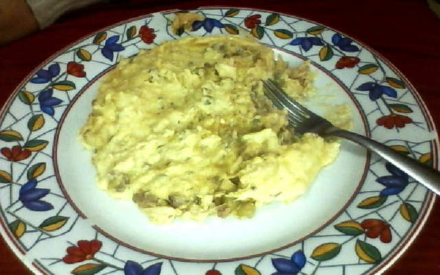 Fricassê de frango e carne moída