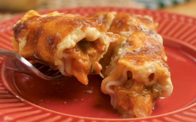 Canelone de frango com creme de milho