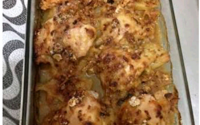 Frango com biscoito de sal