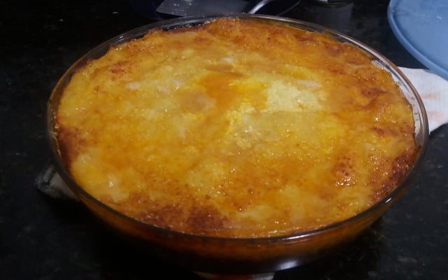 Escondidinho de carne seca com purê de batatas