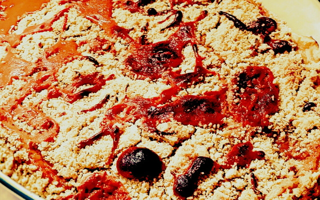 Cuca de banana com doce de leite