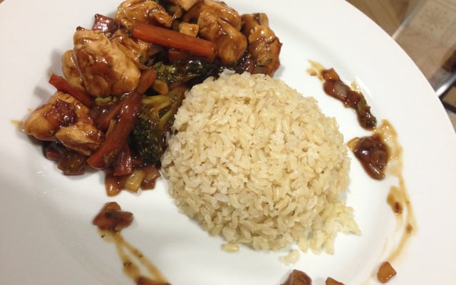 Frango ao molho shoyu