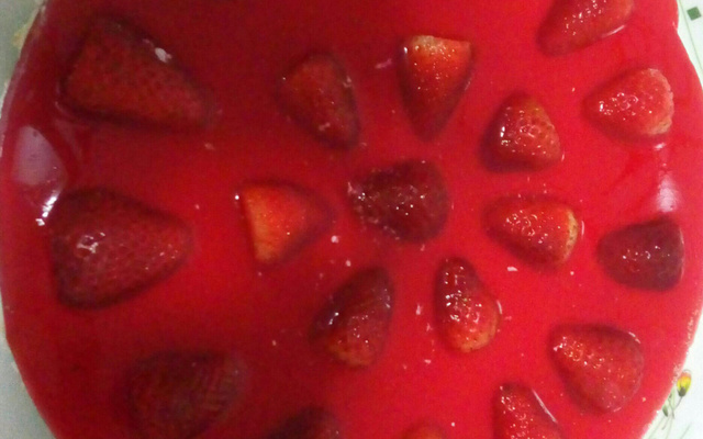 Torta de morango espelhada