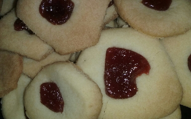 Beliscão de goiabada ( goiabinha )