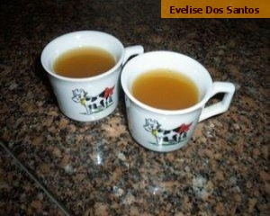 Chá de abacaxi com laranja