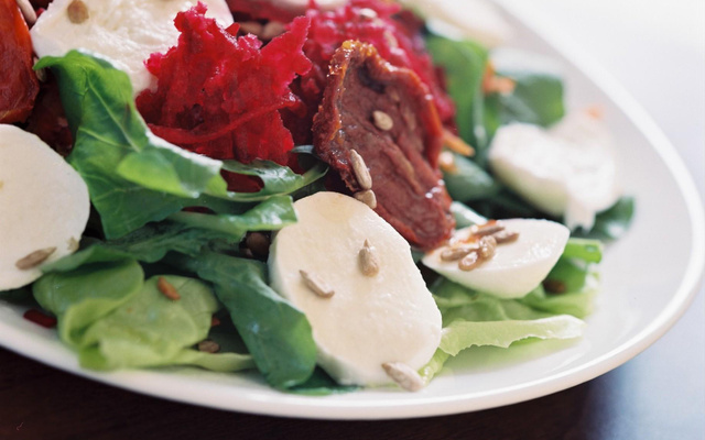 Salada de sementes de girassol - família burger