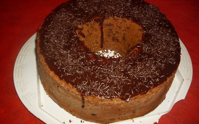 Cobertura de chocolate para bolo rápida