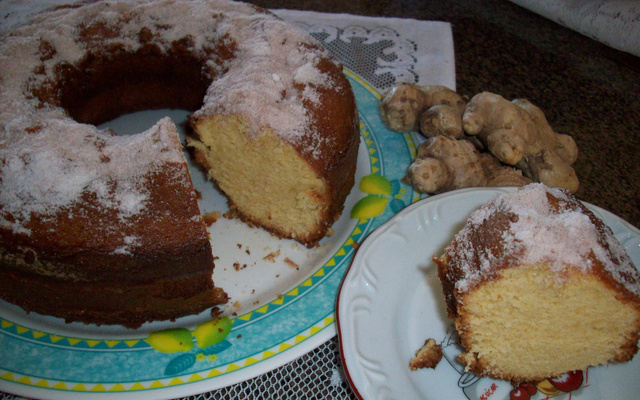 Bolo de fubá com gengibre