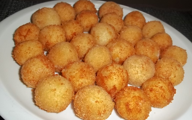 Bolinha de queijo