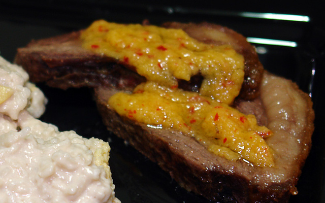 Picanha ao forno com sal grosso e molho spice