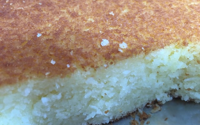 Bolo de mandioca fofo