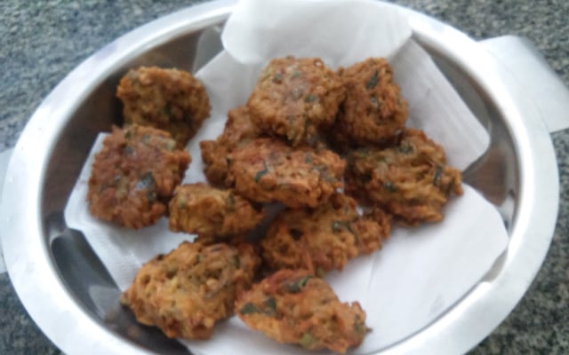 Bolinho de arroz com espinafre