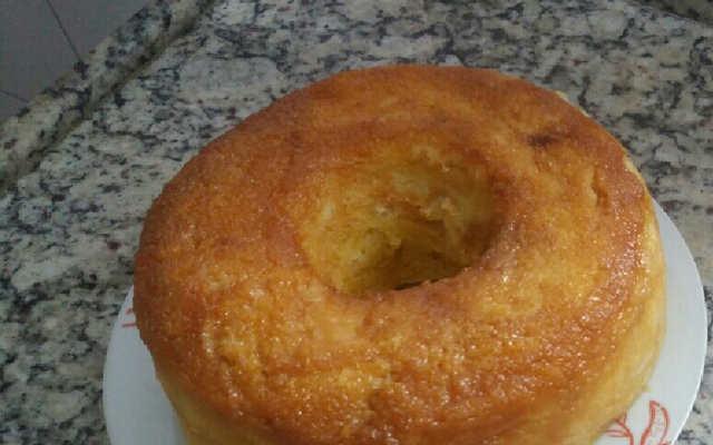 Pudim de pão simples