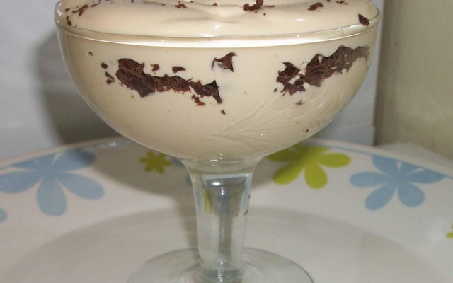Mousse extra cremosa de doce de leite sem ovo