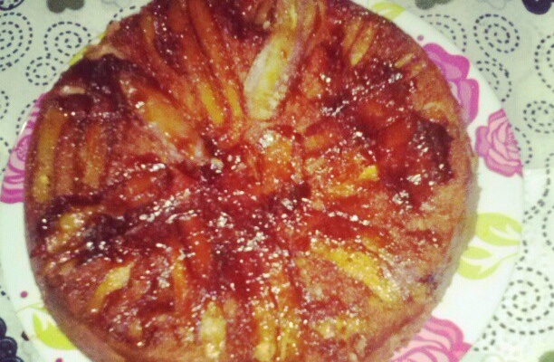 Bolo de banana caramelado