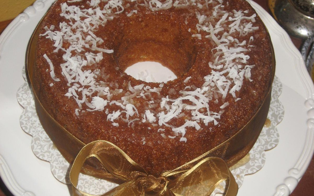 Bolo de fubá molhadinho