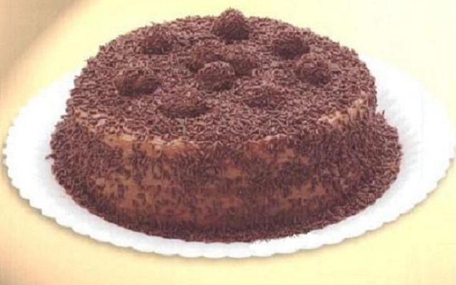 Torta de brigadeiro e branquinho rápida