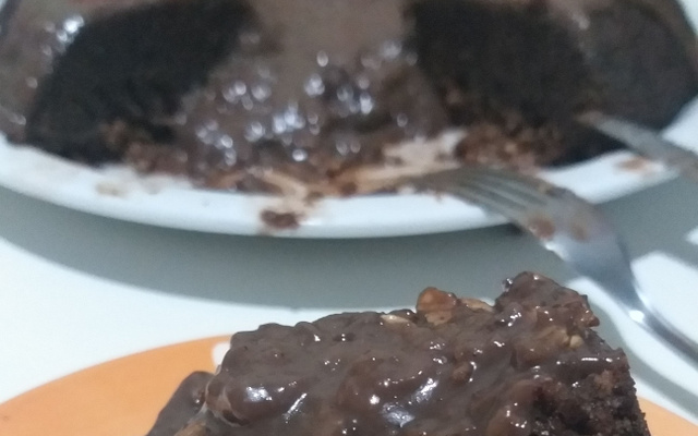Bolo de chocolate com aveia