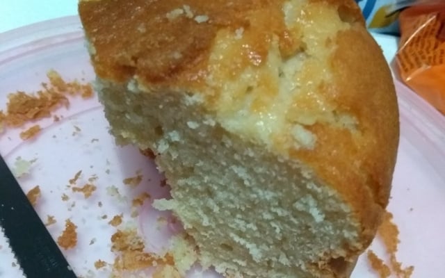 Bolo de tapioca com goma hidratada