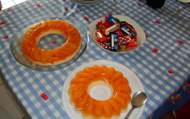 Sobremesa deliciosa de pêssego