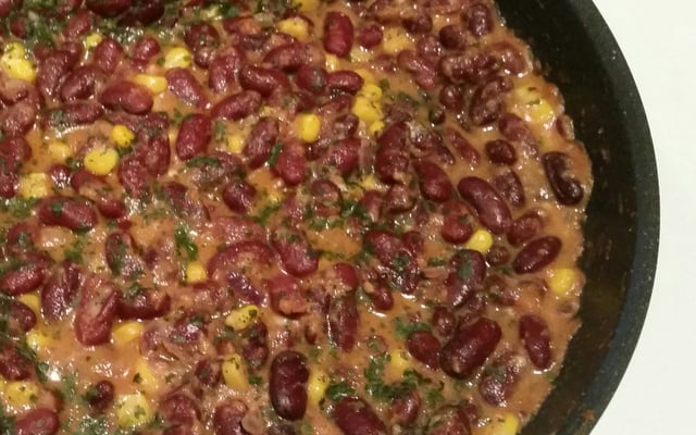 Feijão refrito (frijoles refritos)