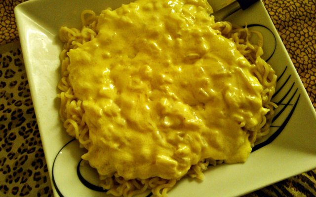 Macarrão com queijo rápido