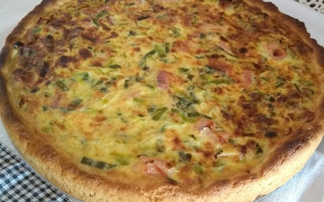 Quiche de alho poró com bacon