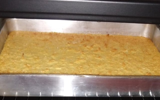 Bolo de aipim (mandioca)