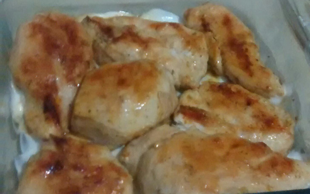 Filé de frango ao molho de limão muito fácil e barato