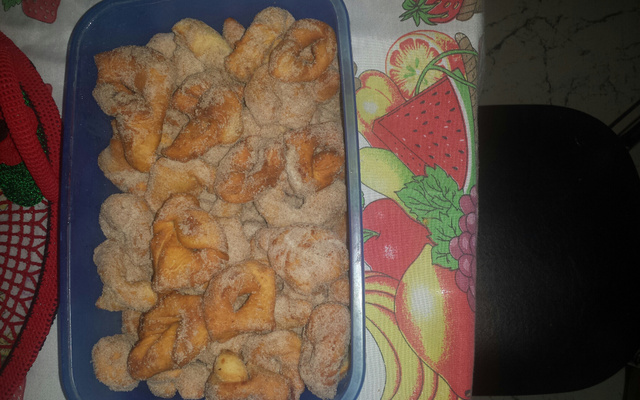 Calcinha rasgada (Crostoli)