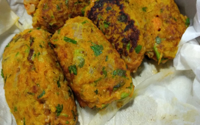 Bolinho de cenoura e carne