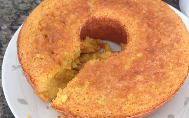 Bolo de milho verde em lata