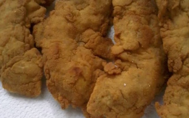 Frango empanado sem ovo muito mais crocante