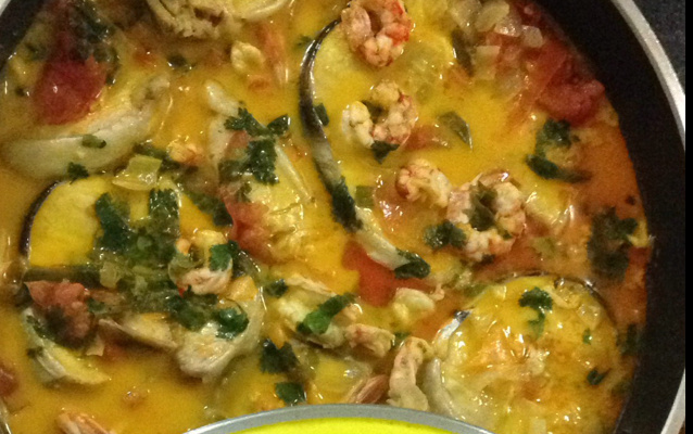 Moqueca de pintado com camarão