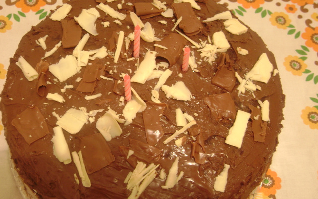 Bolo mesclado com coco