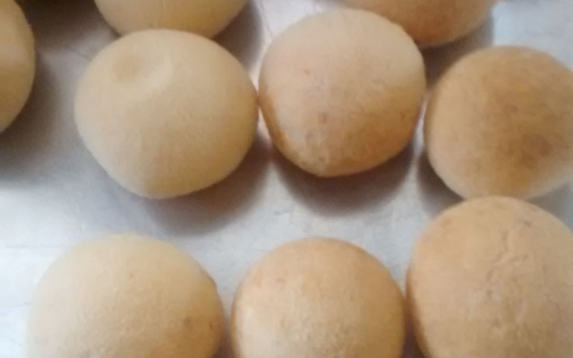 Pão de queijo mineiro do Ale