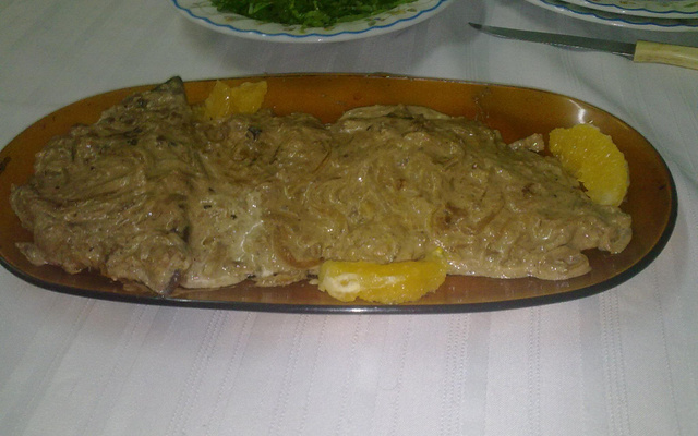 Bifes de fígado ao molho de laranja