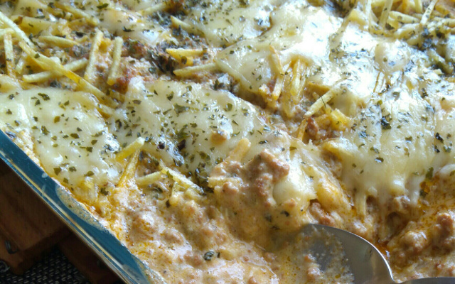 Fricassê de carne moída com requeijão