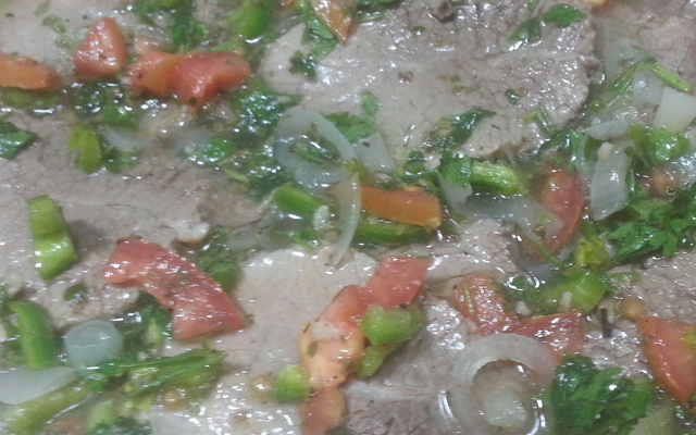 Carne fria ao vinagrete