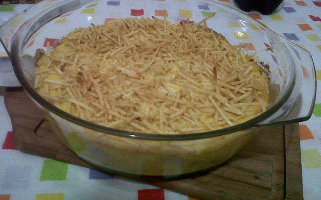 Escondidinho de frango com creme de milho