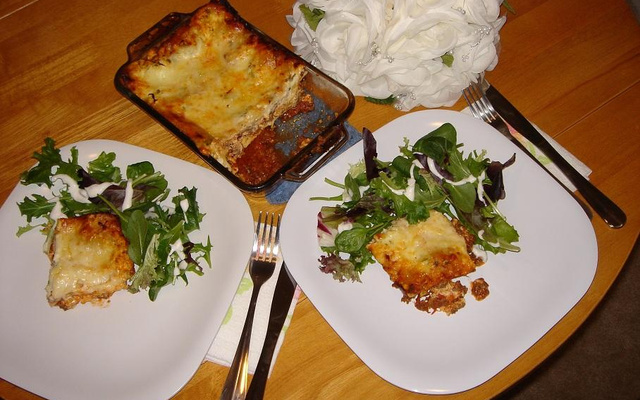 Lasanha à bolonhesa com creme de ricota