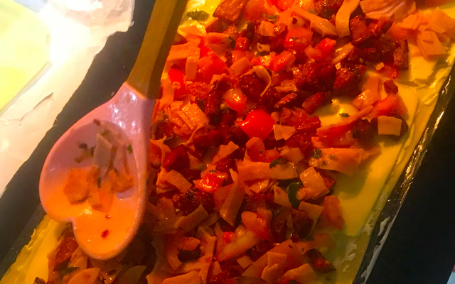 Rocambole de massa de pastel