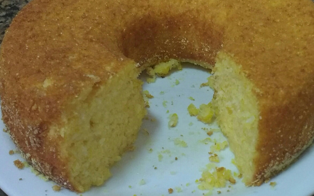 Bolo de milho com coco de liquidificador